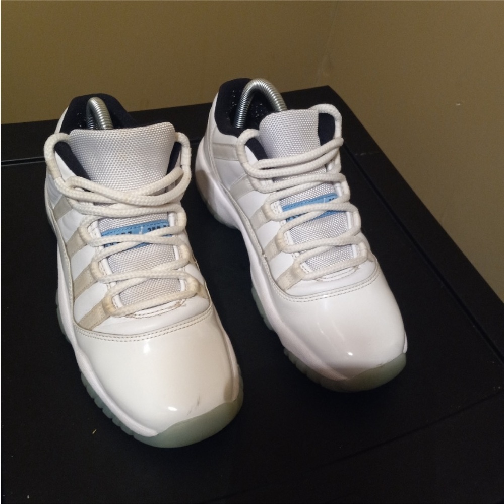 COPY - Jordan 11 Low Retro Blue